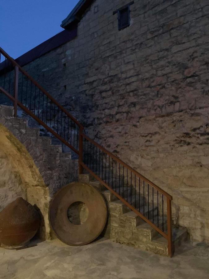 Thalassovouni Traditional House In The Center Of The Village Bagian luar foto